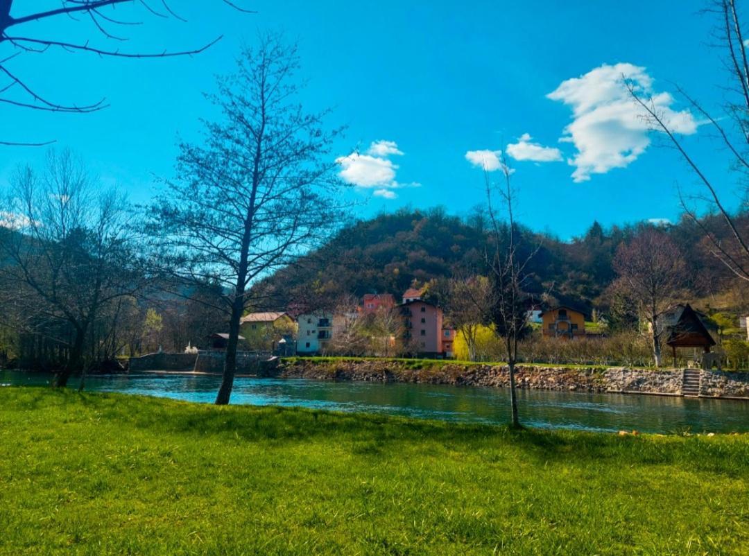 Hacienda Burzic Apartment Kulen Vakuf Exterior foto