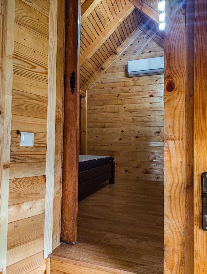 Hacienda Burzic Apartment Kulen Vakuf Exterior foto
