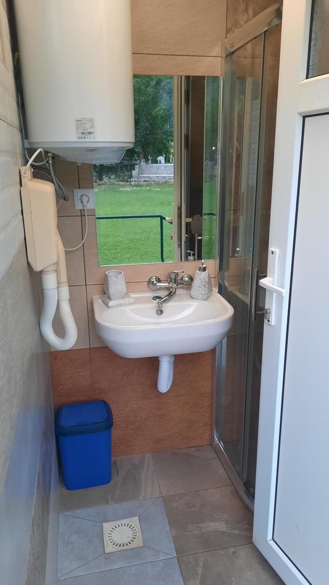 Hacienda Burzic Apartment Kulen Vakuf Exterior foto